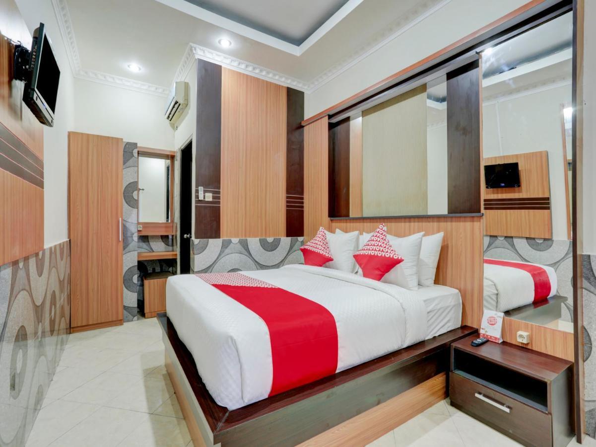 Sempidi Oyo 90131 Liberty Guest House מראה חיצוני תמונה