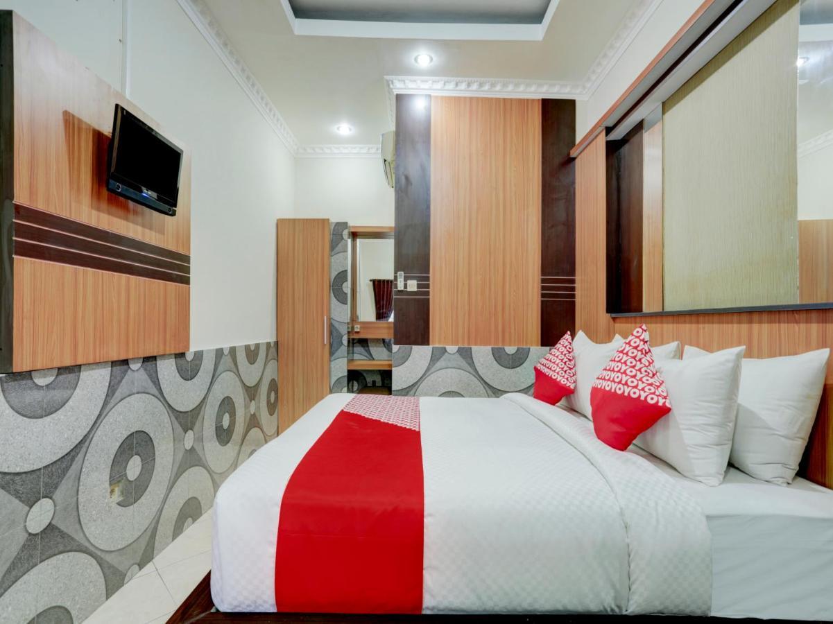 Sempidi Oyo 90131 Liberty Guest House מראה חיצוני תמונה