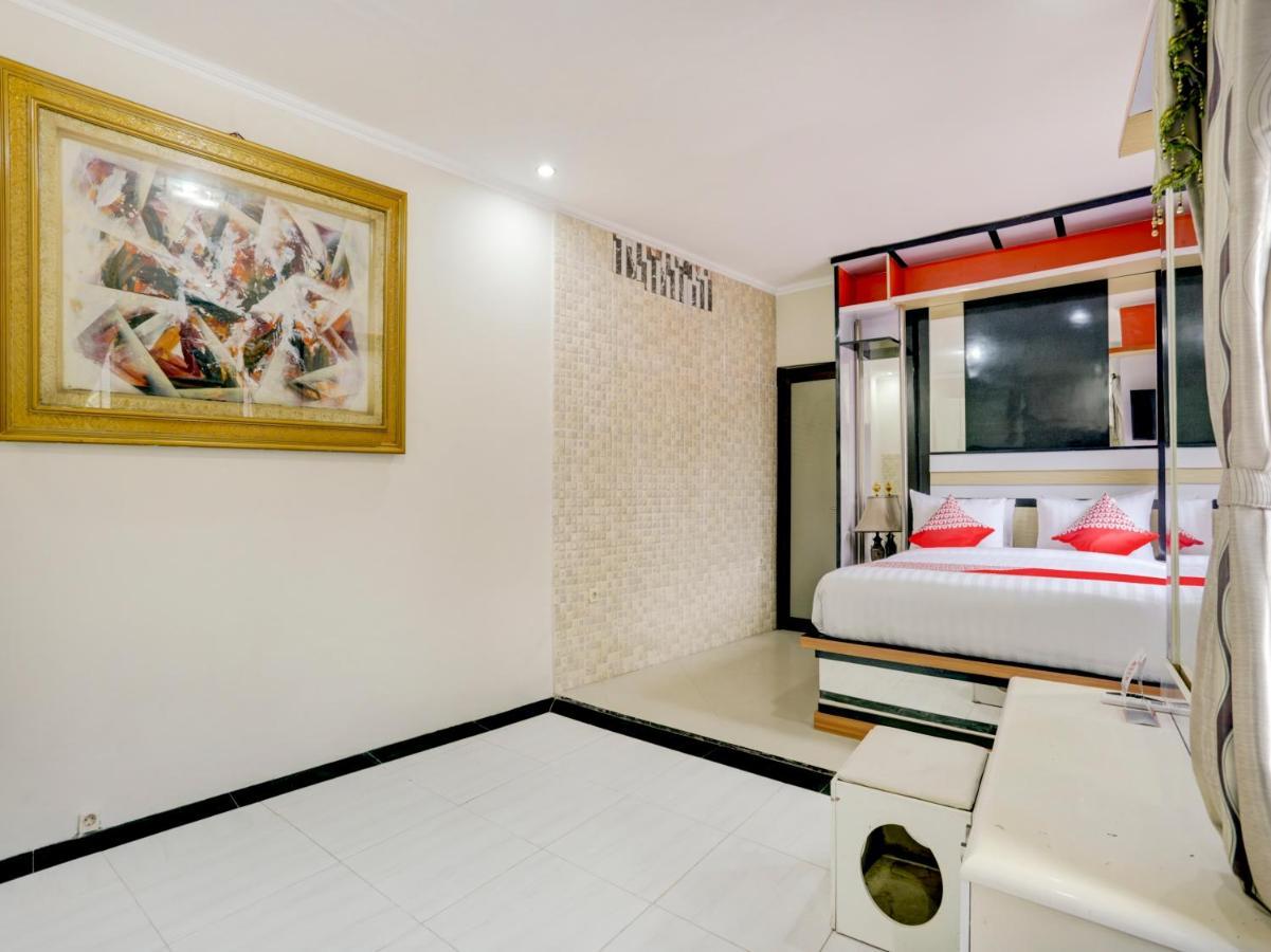 Sempidi Oyo 90131 Liberty Guest House מראה חיצוני תמונה